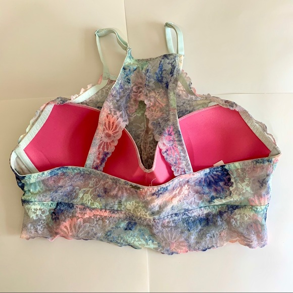 Victoria’s Secret Lace Bralette - Picture 2 of 3